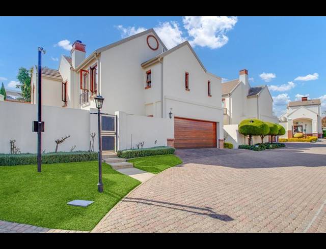 3 BEDROOM HOUSE FOR SALE IN BRYANSTON